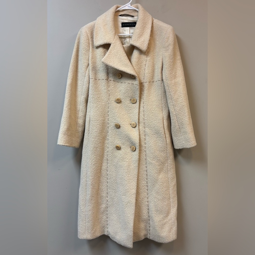 Alpaca 111 Handfinished Alpaca Suri Wool Long Cream Coat - Picture 2 of 9